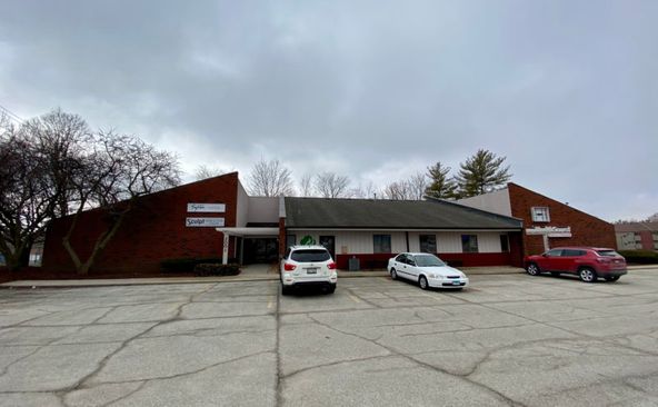 OFFICE SPACE FOR LEASE: 2001 Round Barn Rd, Champaign, IL 61821